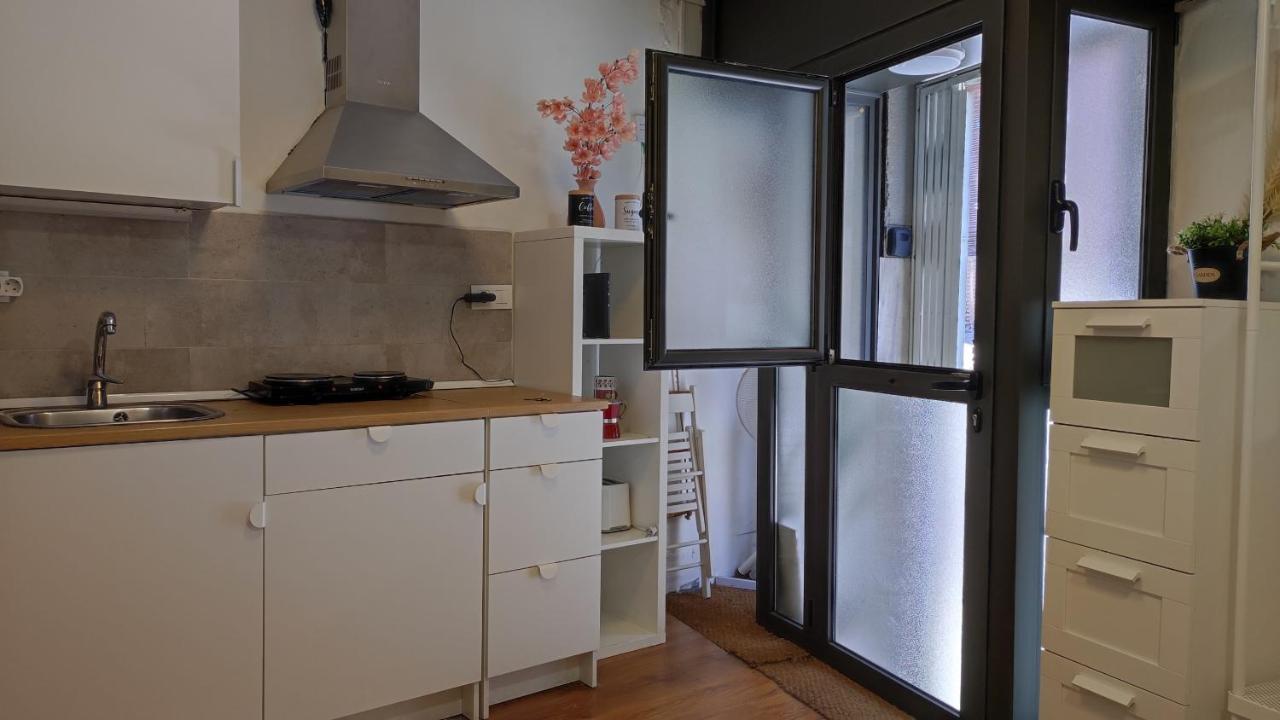 Estudio Barcelona Park Guell Appartamento Esterno foto